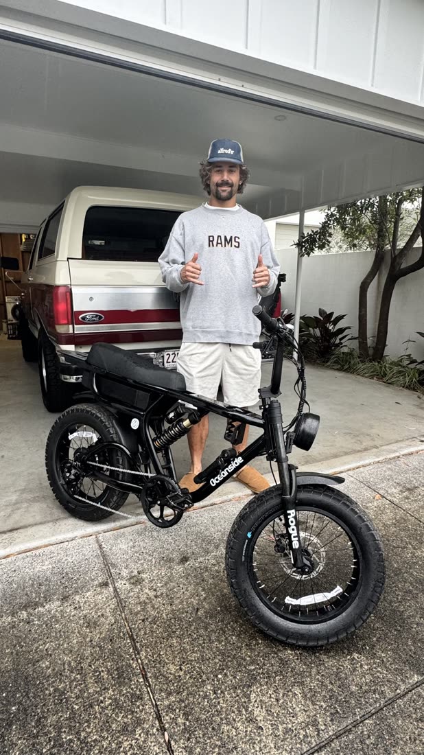 Jesse Arthurs rides Oceanside Electric